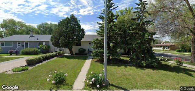 Larawan ng 2 Beaverbend Crescent sa Winnipeg, Manitoba