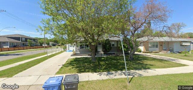 Larawan ng 2 Golden Gate Bay sa Winnipeg, Manitoba