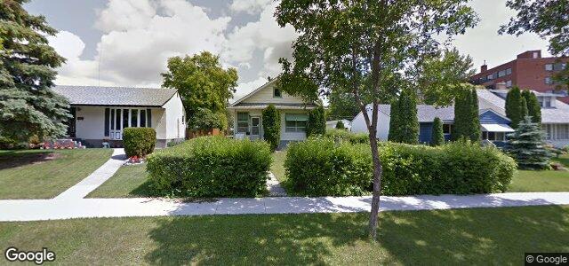 Photo of 215 Strathmillan Road in Winnipeg, Manitoba