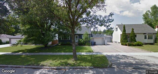 Larawan ng 218 Strathmillan Road sa Winnipeg, Manitoba