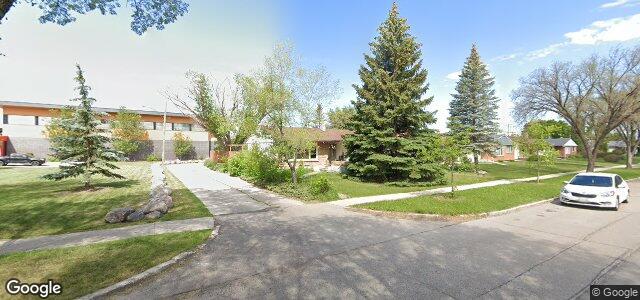 Larawan ng 220 Rita Street sa Winnipeg, Manitoba