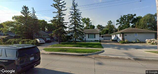 Larawan ng 2204 Ness Avenue sa Winnipeg, Manitoba