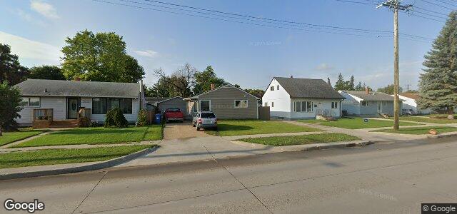 Larawan ng 2220 Ness Avenue sa Winnipeg, Manitoba