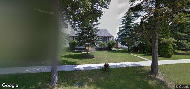 Photo of 223 Strathmillan Road in Winnipeg, Manitoba