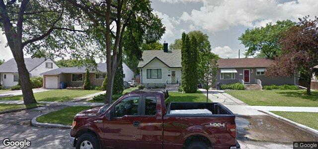 Larawan ng 230 Strathmillan Road sa Winnipeg, Manitoba