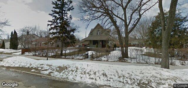 Larawan ng 240 Strathmillan Road sa Winnipeg, Manitoba