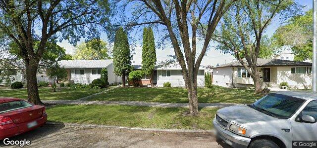 Larawan ng 252 Rita Street sa Winnipeg, Manitoba