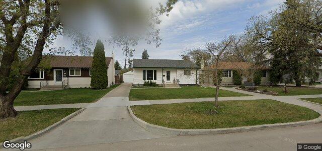 Larawan ng 256 Strathmillan Road sa Winnipeg, Manitoba