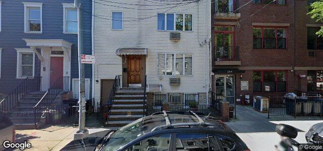 Larawan ng 298 Ainslie Street sa Winnipeg, Manitoba