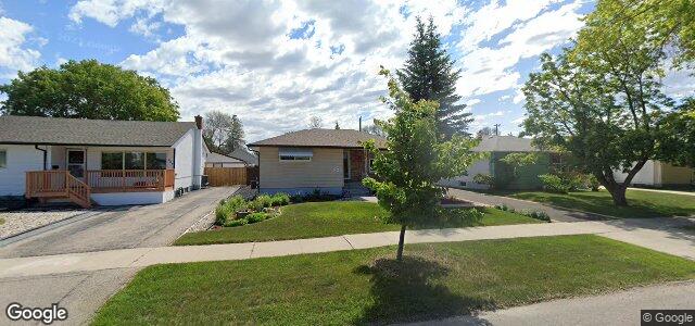Larawan ng 325 Rita Street sa Winnipeg, Manitoba