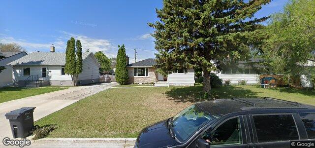 Larawan ng 346 Strathmillan Road sa Winnipeg, Manitoba