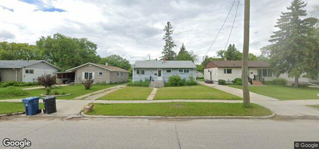 Larawan ng 352 Whytewold Road sa Winnipeg, Manitoba