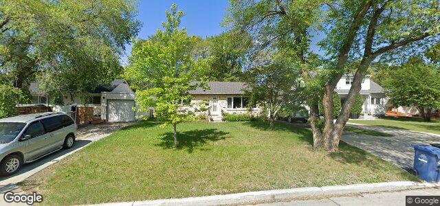 Larawan ng 354 Strathmillan Road sa Winnipeg, Manitoba