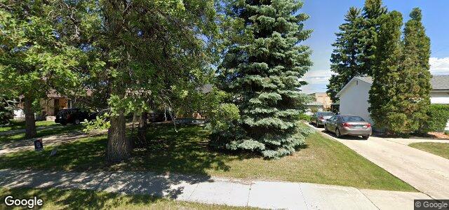 Larawan ng 37 Golden Gate Bay sa Winnipeg, Manitoba