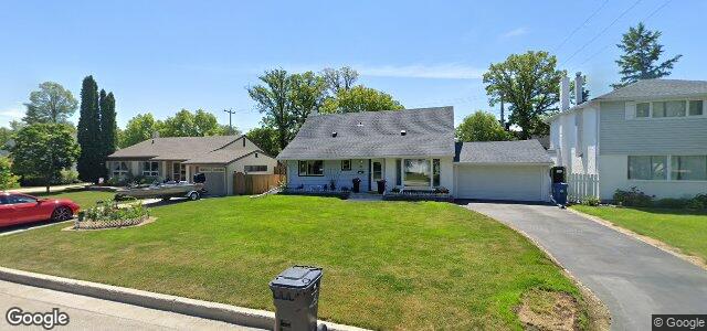 Larawan ng 38 Hind Avenue sa Winnipeg, Manitoba