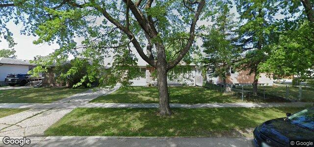 Larawan ng 384 Rita Street sa Winnipeg, Manitoba