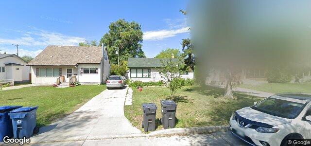 Larawan ng 384 Strathmillan Road sa Winnipeg, Manitoba