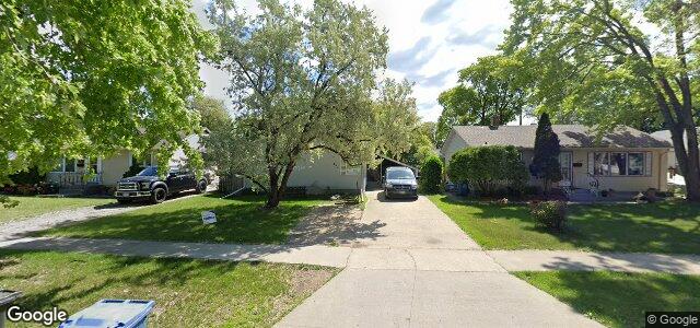 Larawan ng 393 Strathmillan Road sa Winnipeg, Manitoba