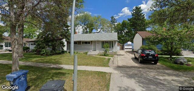 Larawan ng 439 Strathmillan Road sa Winnipeg, Manitoba