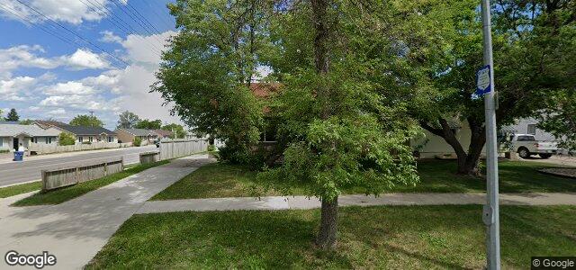 Larawan ng 451 Strathmillan Road sa Winnipeg, Manitoba