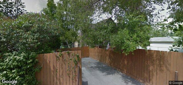 Larawan ng 50 Rowand Avenue sa Winnipeg, Manitoba