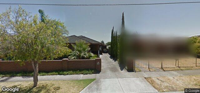 Larawan ng 51 Harmon Avenue sa Winnipeg, Manitoba