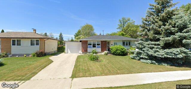 Larawan ng 64 Golden Gate Bay sa Winnipeg, Manitoba