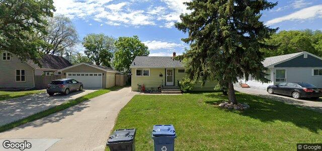 Larawan ng 70 Baffin Crescent sa Winnipeg, Manitoba