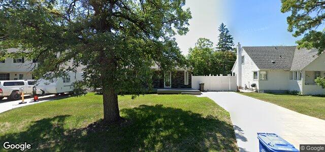 Larawan ng 82 Rowand Avenue sa Winnipeg, Manitoba