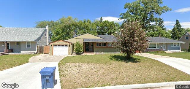 Larawan ng 83 Fidler Avenue sa Winnipeg, Manitoba