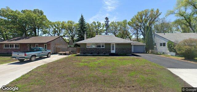 Larawan ng 90 Fidler Avenue sa Winnipeg, Manitoba