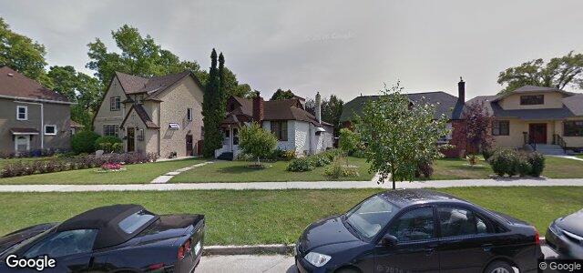 Photo of 1414 Wellington Crescent S in Winnipeg, Manitoba
