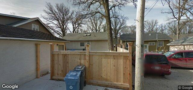Larawan ng 1437 Wellington Crescent S sa Winnipeg, Manitoba