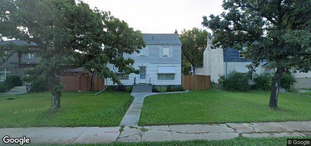 Larawan ng 144 Kenaston Boulevard sa Winnipeg, Manitoba