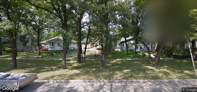 Larawan ng 1441 Wellington Crescent S sa Winnipeg, Manitoba
