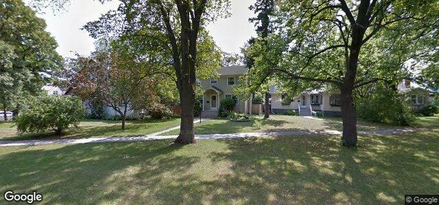 Larawan ng 1442 Wellington Crescent S sa Winnipeg, Manitoba