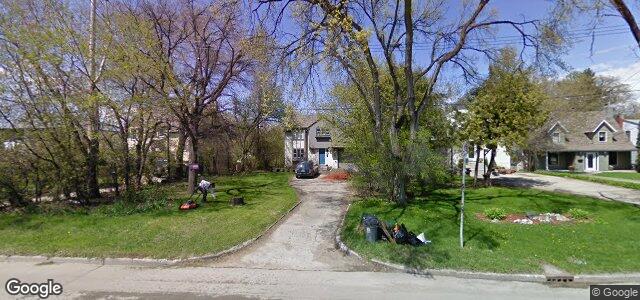 Larawan ng 1443 Wellington Crescent sa Winnipeg, Manitoba