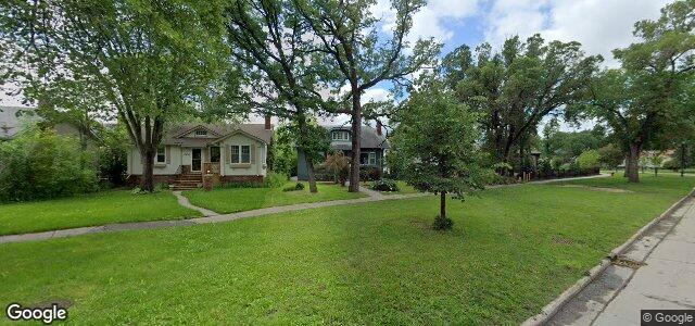 Larawan ng 1452 Wellington Crescent S sa Winnipeg, Manitoba