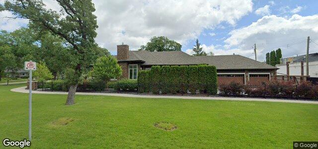 Larawan ng 1462 Wellington Crescent S sa Winnipeg, Manitoba