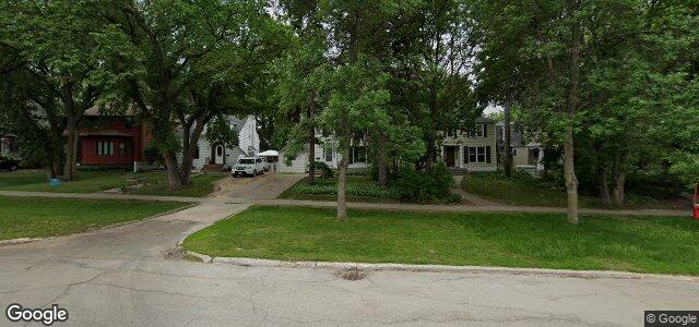 Larawan ng 1472 Wellington Crescent sa Winnipeg, Manitoba