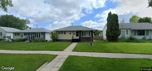 Larawan ng 162 Lockwood Street sa Winnipeg, Manitoba