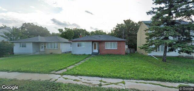 Larawan ng 170 Kenaston Boulevard sa Winnipeg, Manitoba