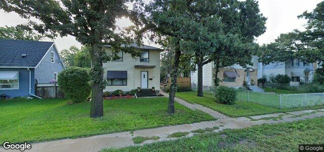 Larawan ng 182 Kenaston Boulevard sa Winnipeg, Manitoba