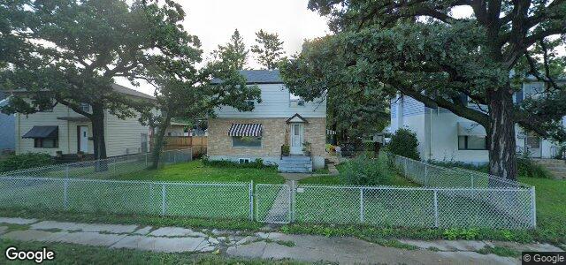 Larawan ng 184 Kenaston Boulevard sa Winnipeg, Manitoba