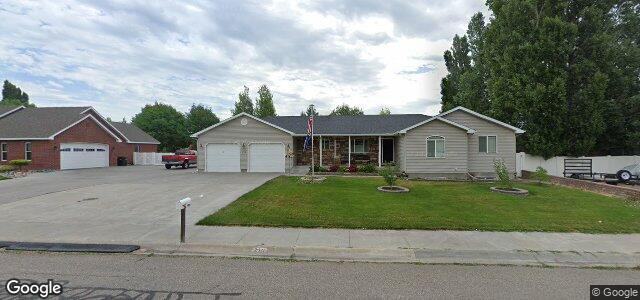 Photo of 210 Centennial Street in Winnipeg, Manitoba