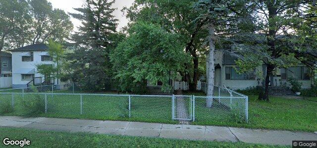 Larawan ng 214 Kenaston Boulevard sa Winnipeg, Manitoba