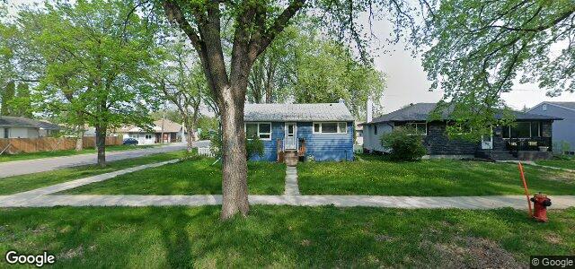 Larawan ng 222 Lockwood Street sa Winnipeg, Manitoba