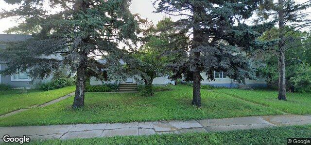 Larawan ng 250 Kenaston Boulevard sa Winnipeg, Manitoba