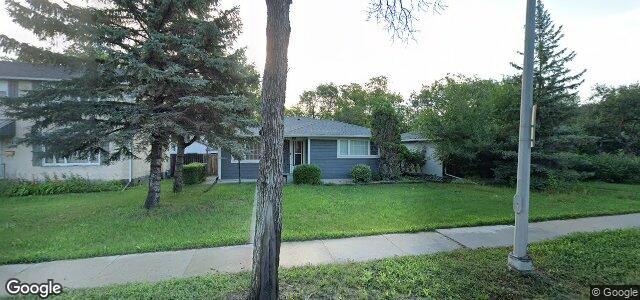 Larawan ng 298 Kenaston Boulevard sa Winnipeg, Manitoba