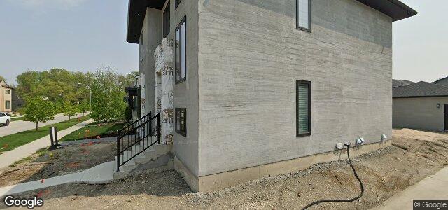 Larawan ng 30 Greenlawn Street sa Winnipeg, Manitoba